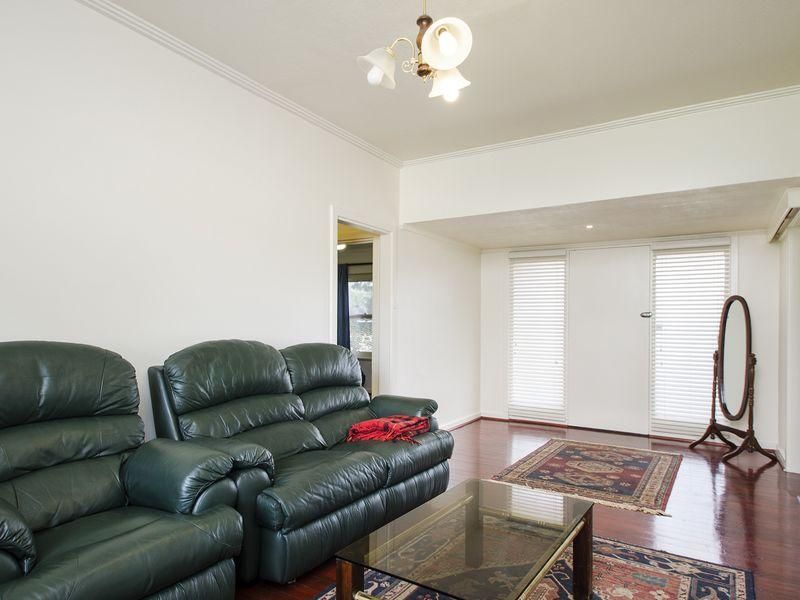 8 Parsons Street, OAKLANDS PARK SA 5046, Image 2