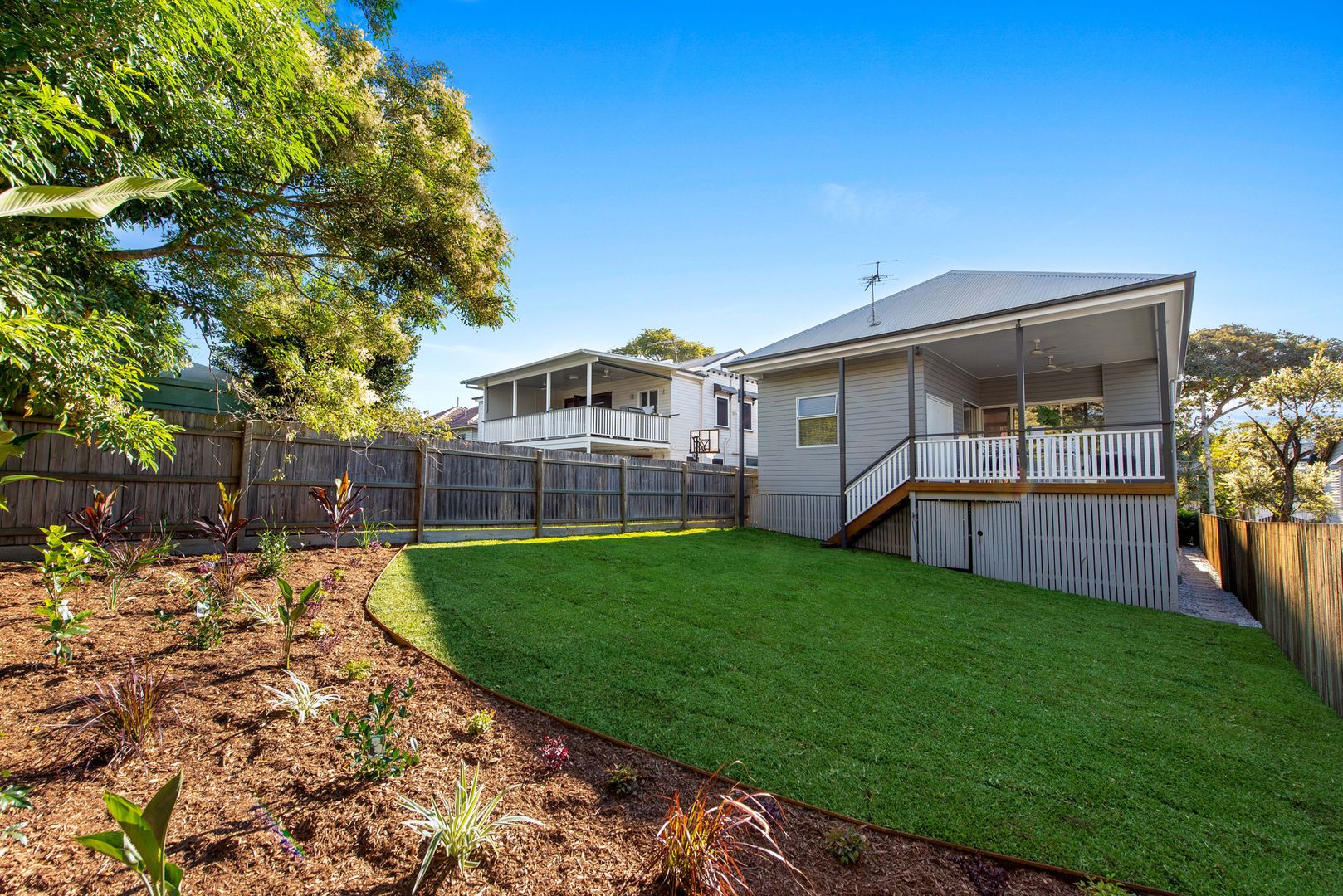 10 Macintosh Street, Auchenflower QLD 4066