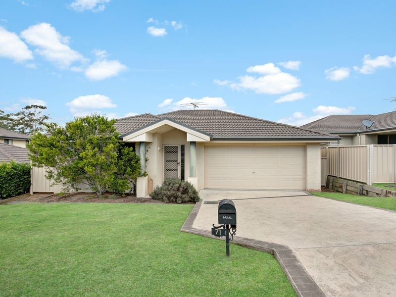 3 bedrooms House in 71 Ballydoyle Drive ASHTONFIELD NSW, 2323