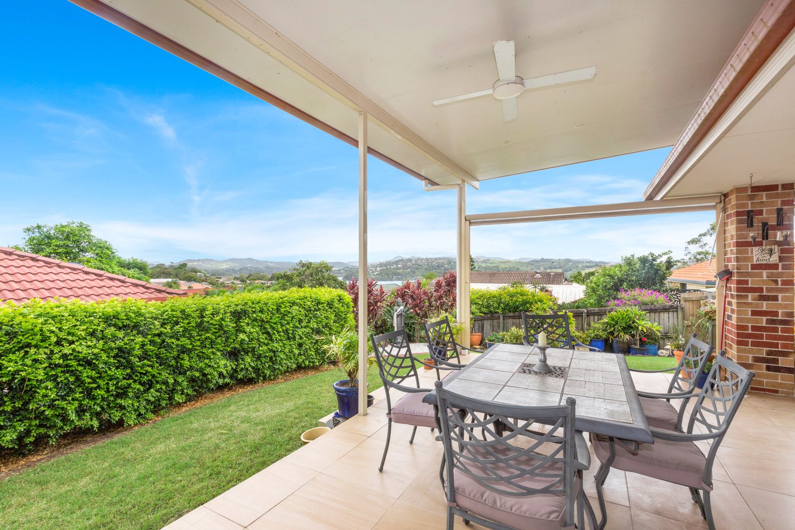 16 Champagne Drive, Tweed Heads South NSW 2486