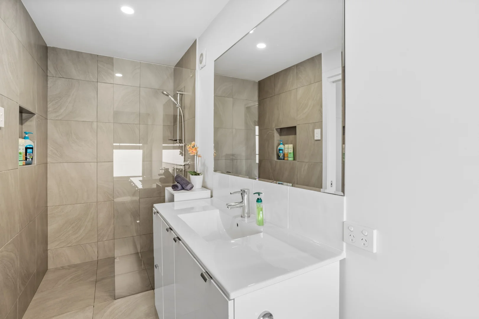 Additional image 12 of 494 Oxley Avenue, Redcliffe QLD 4020
