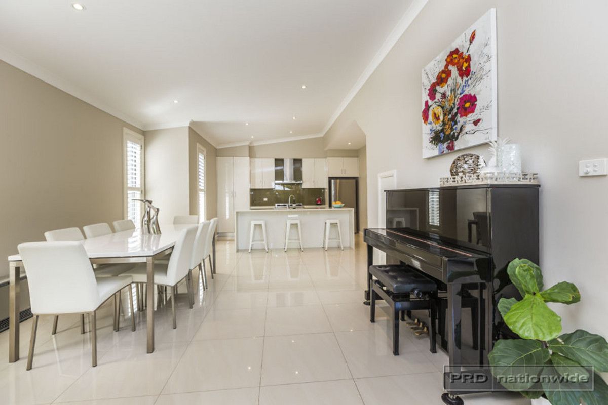 43A Lurnea Crescent, Valentine NSW 2280, Image 1