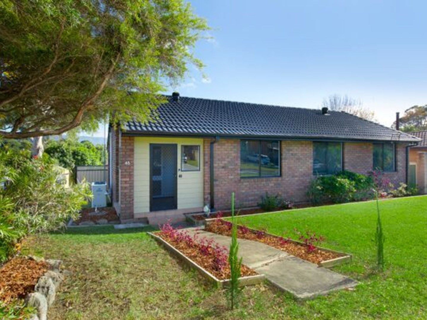 48 Compton Street, Dapto Property History & Address Research Domain