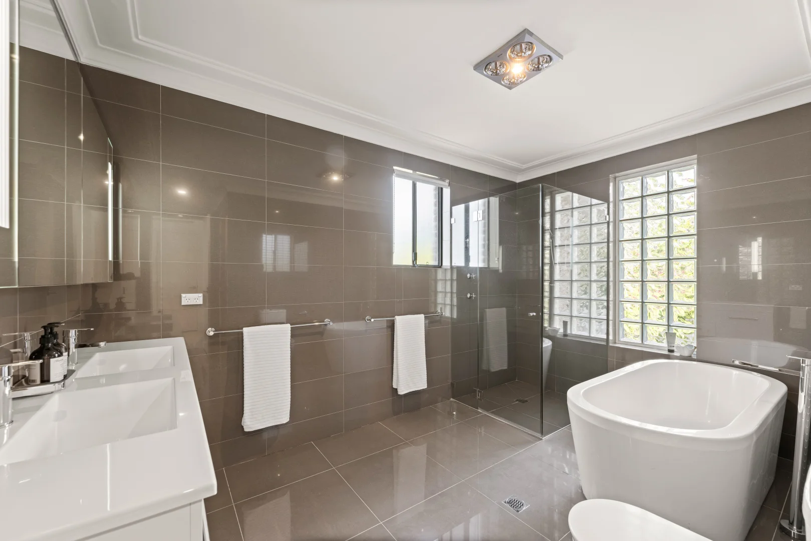 Additional image 15 of 202 Fowler Road, Illawong NSW 2234