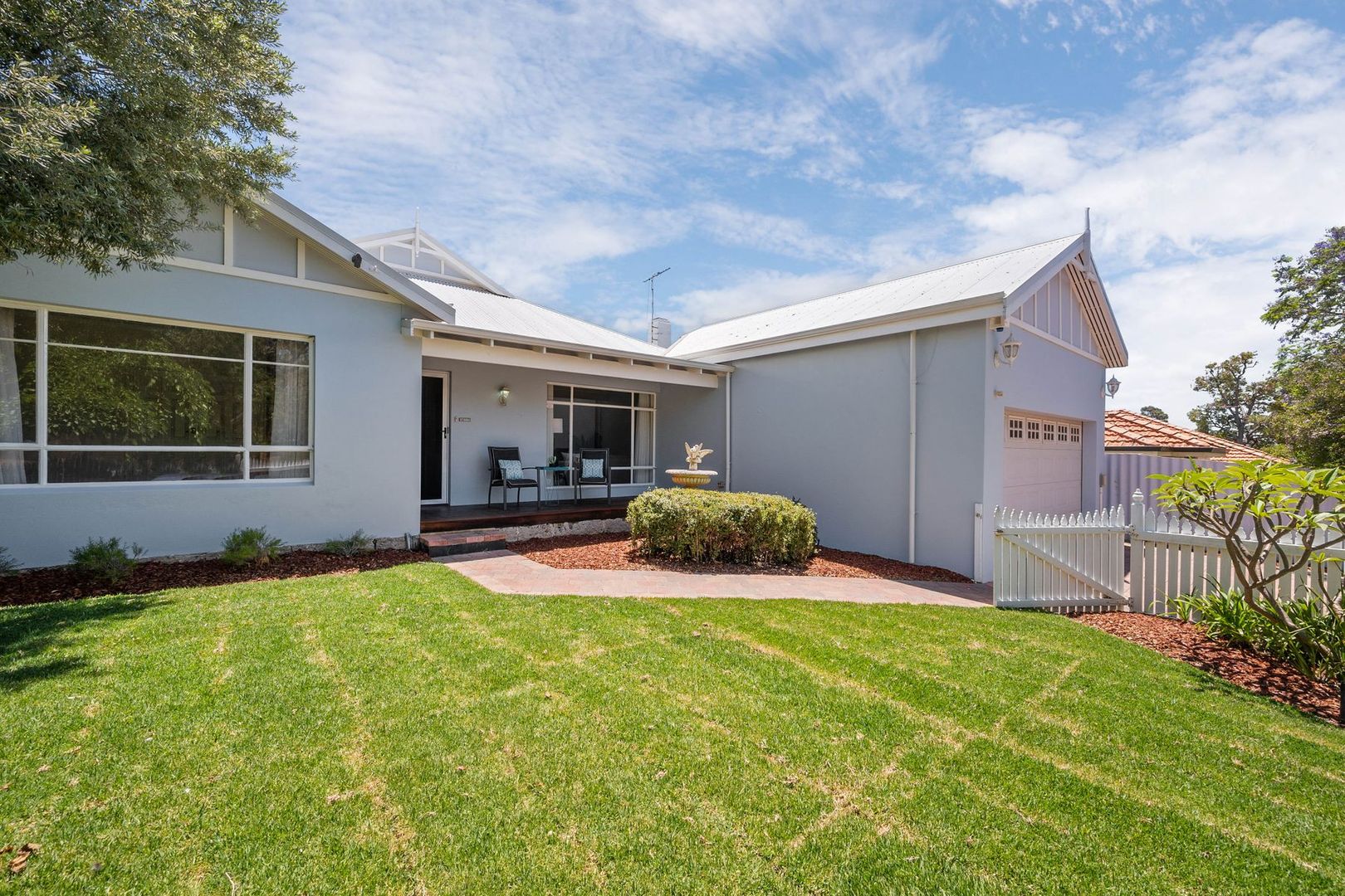 56 Bedford Road, Ardross WA 6153, Image 2