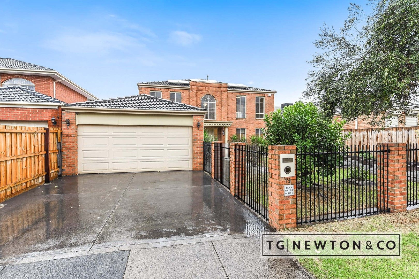 19 Olinda Grove, Oakleigh South VIC 3167, Image 0