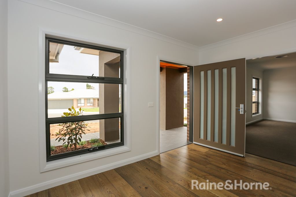 58 Graham Drive, Kelso NSW 2795, Image 1