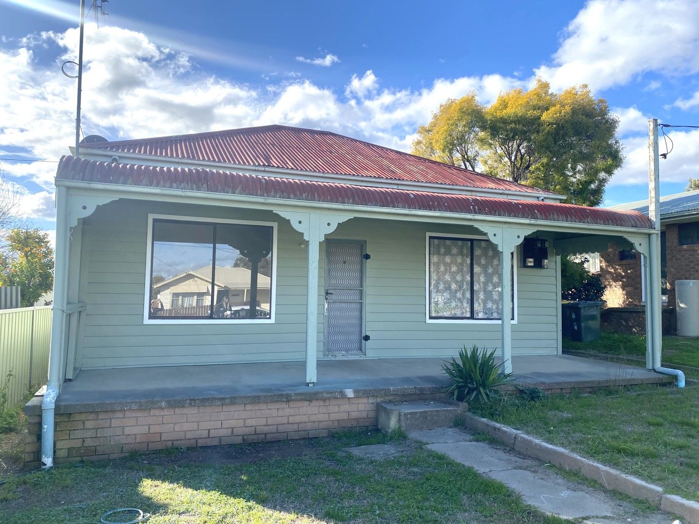 3 bedrooms House in 10 Coota Street COWRA NSW, 2794