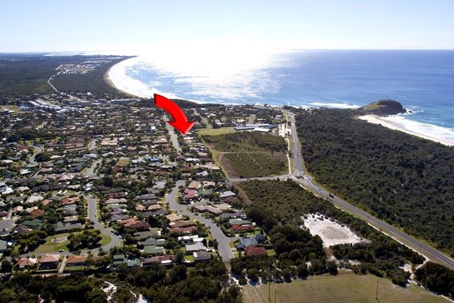 Picture of 35 Ti Tree Avenue, CABARITA BEACH NSW 2488