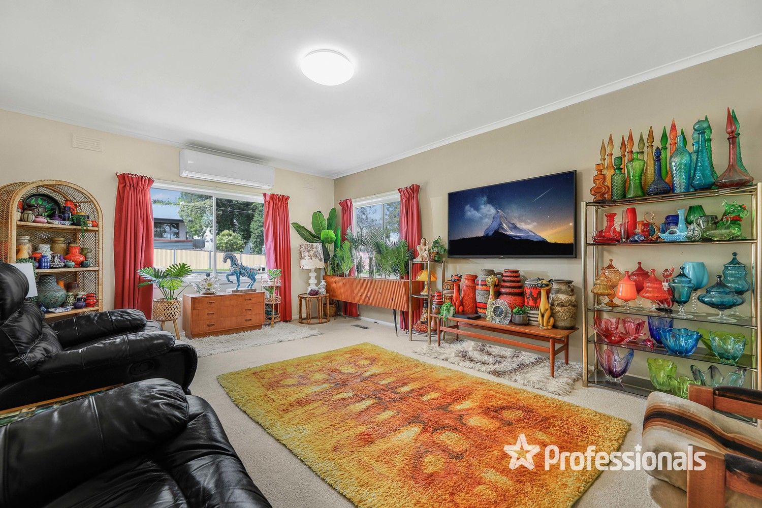 45 Faraday Road, Croydon South VIC 3136, Image 2