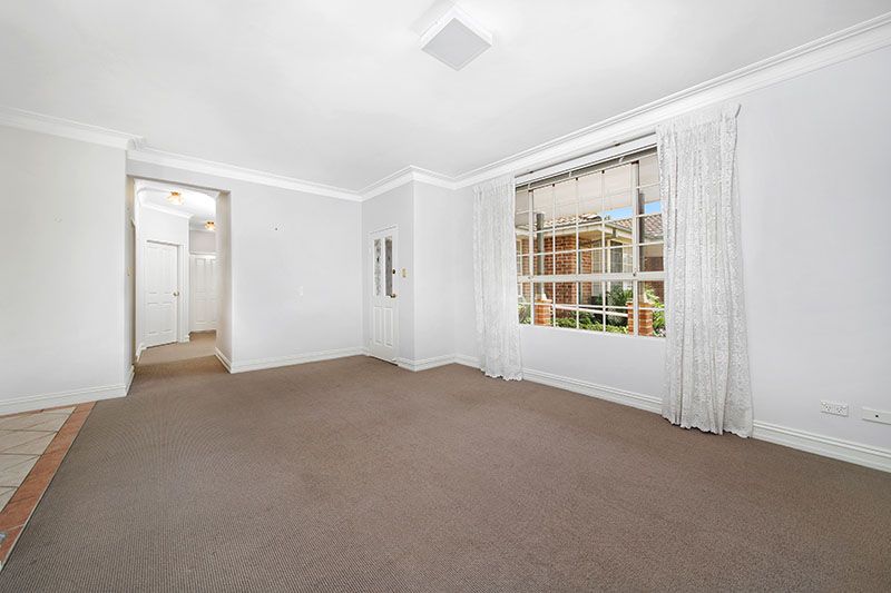 3/7 Heath Road, Blakehurst NSW 2221, Image 2