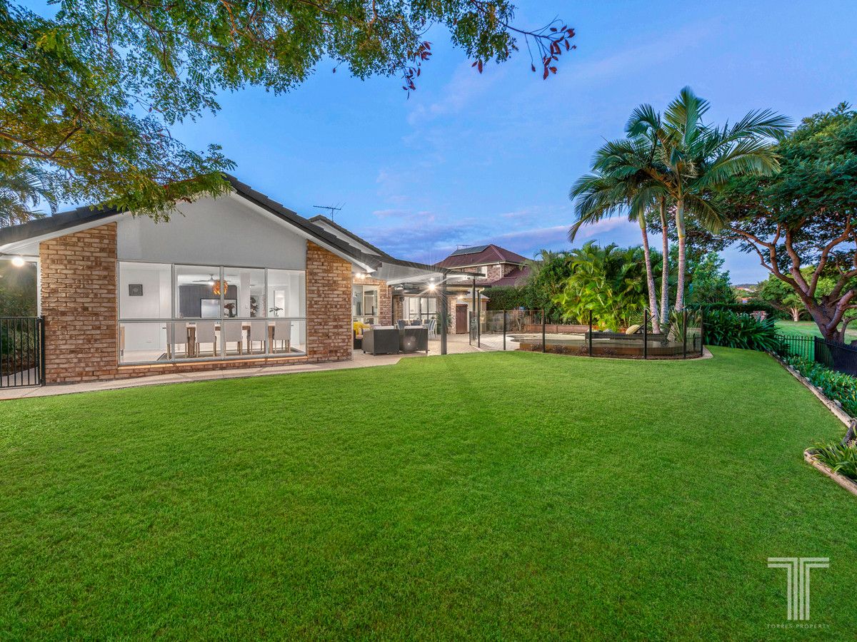 6 Wentworth Place, Carindale QLD 4152, Image 2