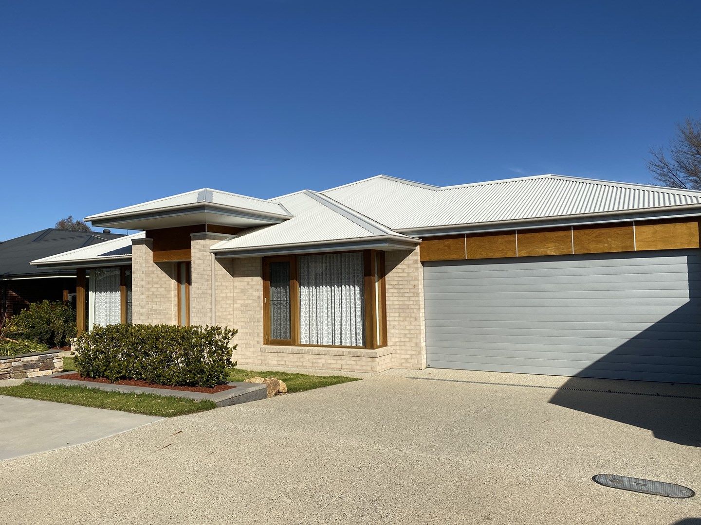 10 Curley Court, Thurgoona NSW 2640, Image 0