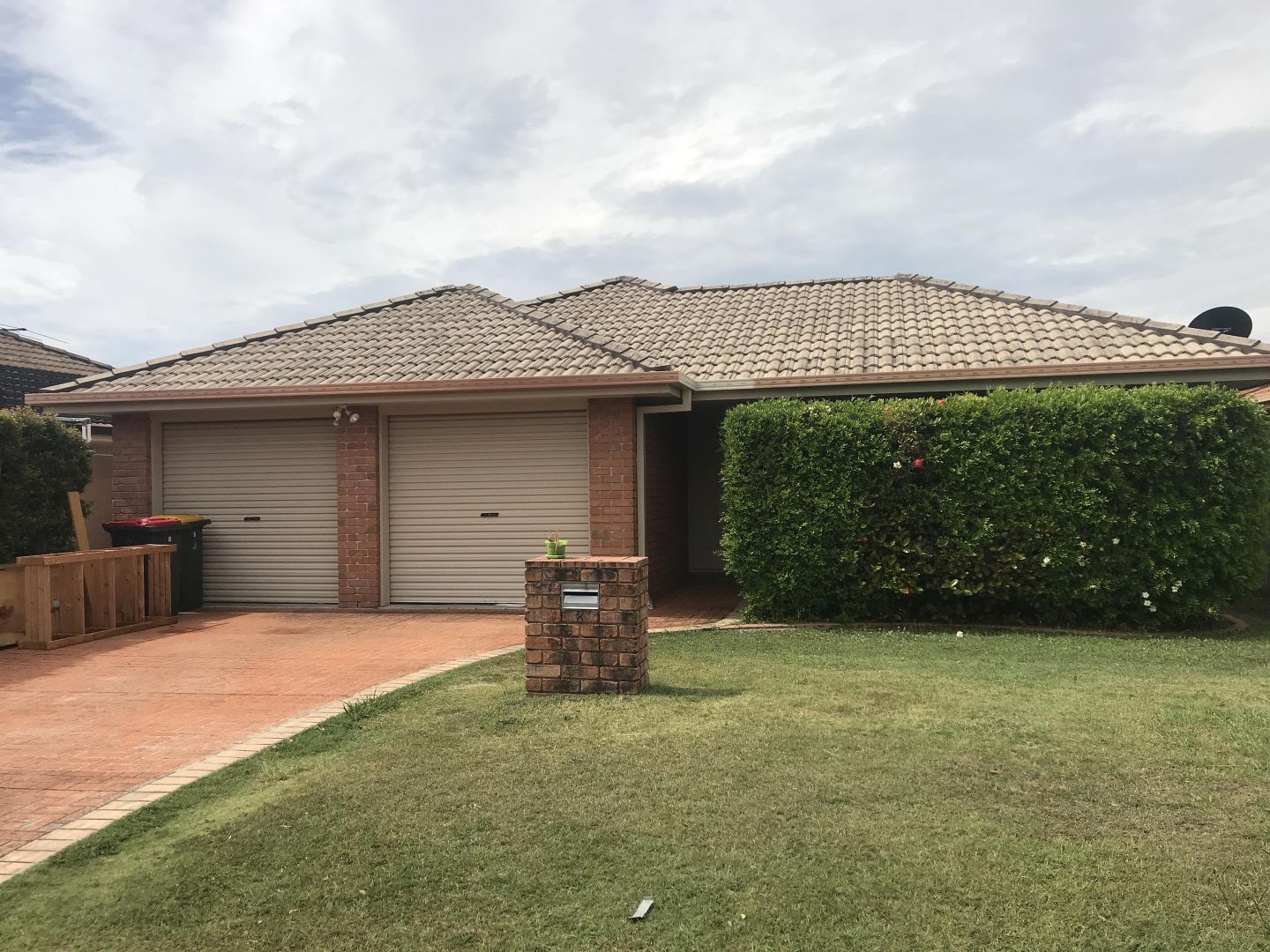8 Hyndes Close, Wakerley Property History & Address Research Domain