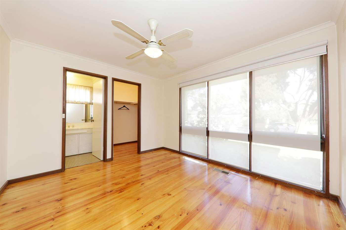 27 Bertrand Street, Mulgrave VIC 3170 House For Rent 500 Domain