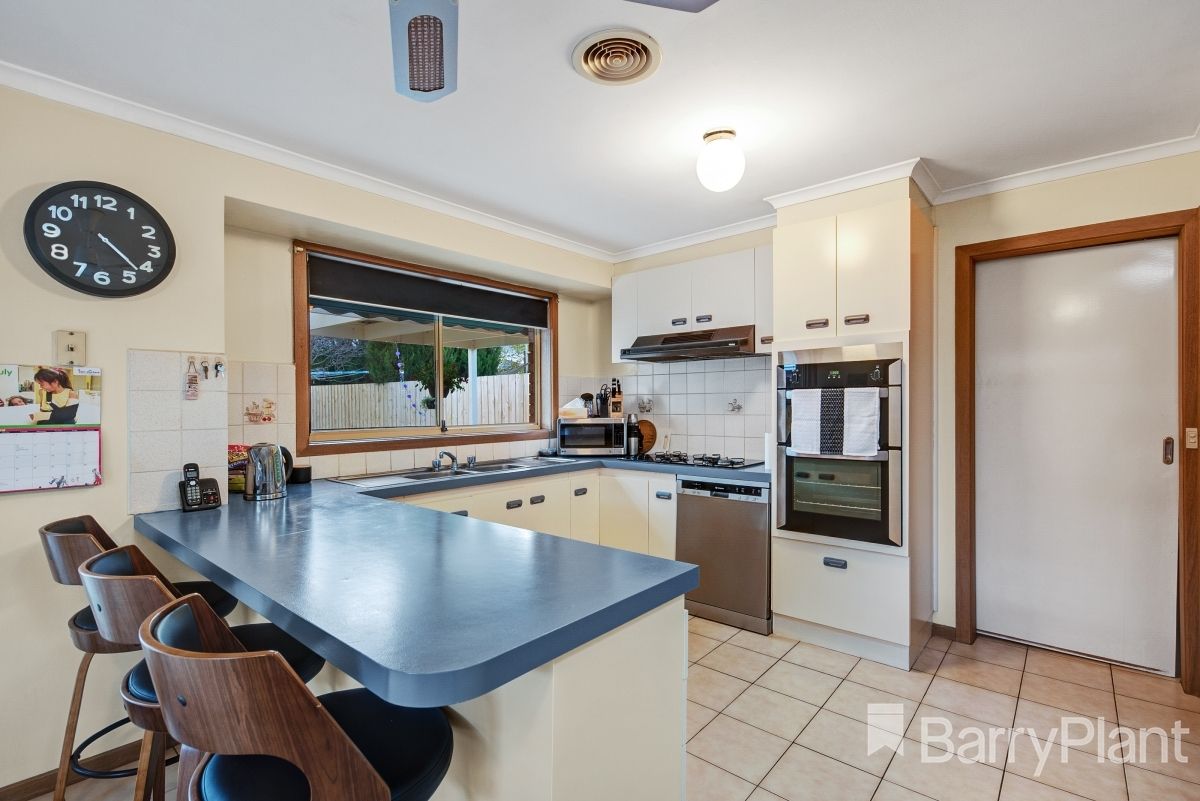 2 Littler Court, Altona Meadows VIC 3028, Image 1