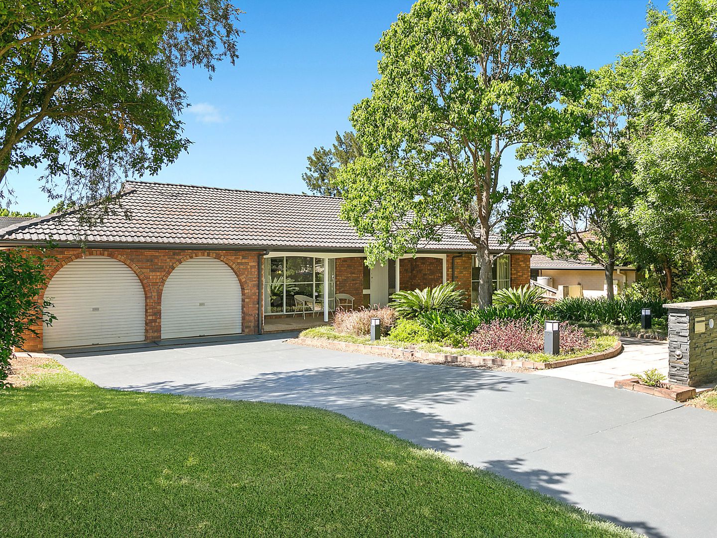 38 Lisa Crescent, Castle Hill Property History & Address Research