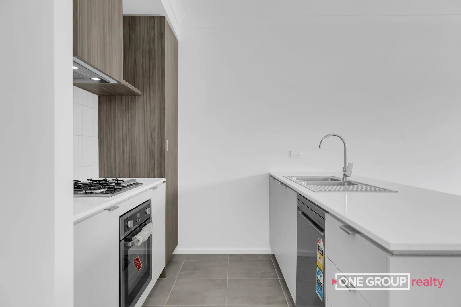 Additional image 2 of 14 Zircon Walk, Donnybrook VIC 3064