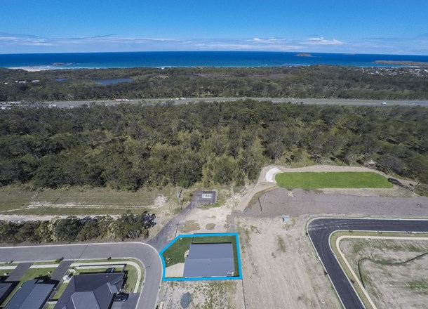 17 Surfsea Avenue, Sandy Beach NSW 2456