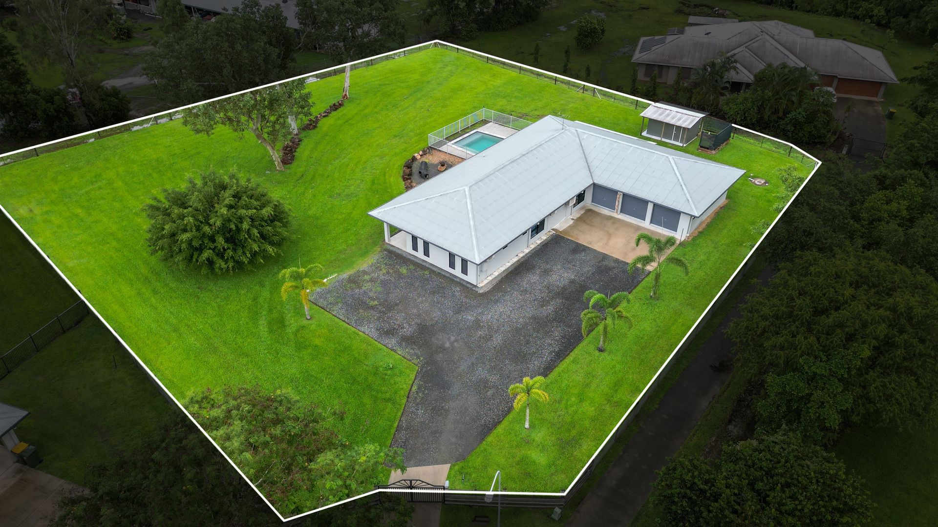 1315 Greenacres Close, White Rock Property History & Address