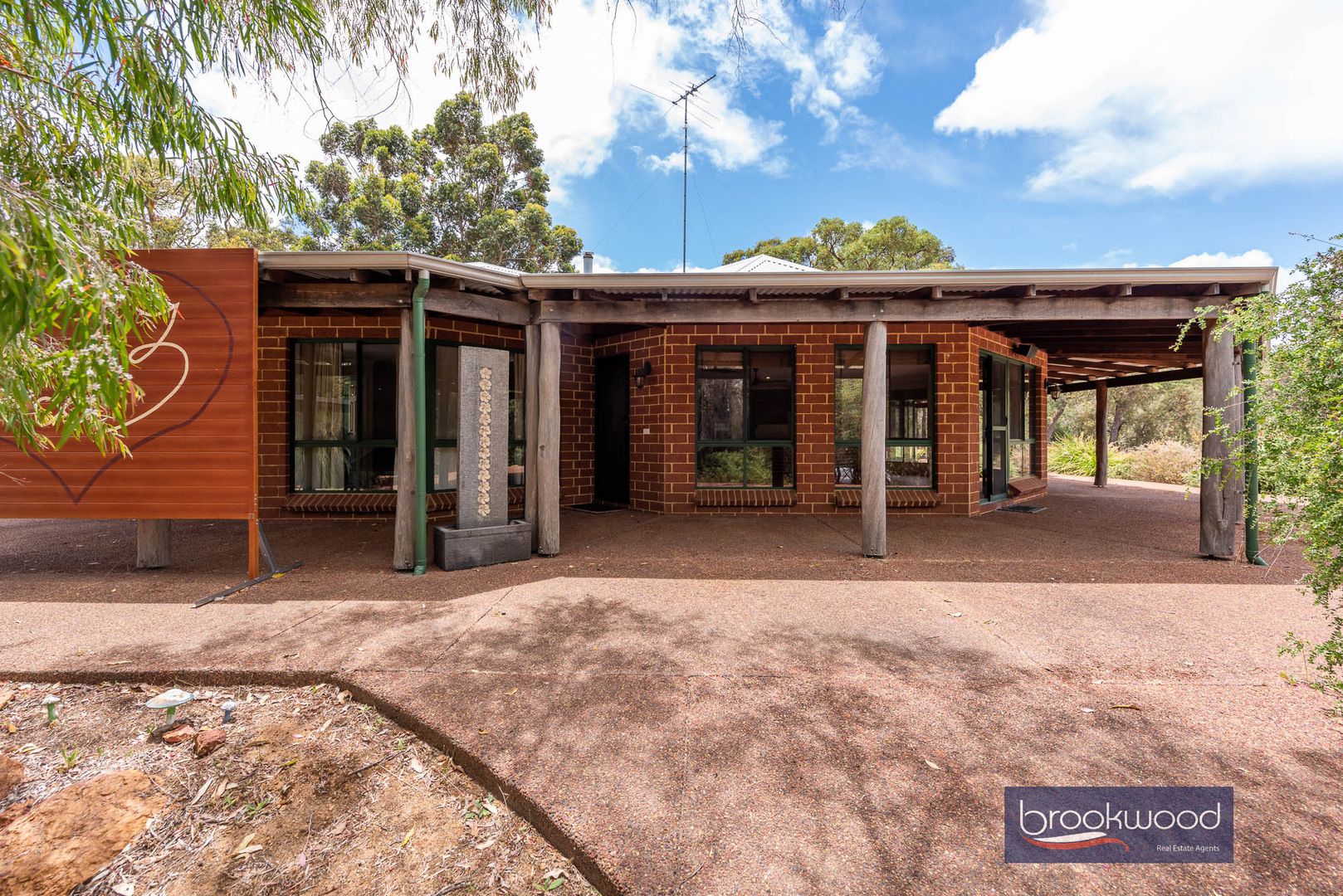 327 Red Brook Circle, Morangup WA 6083, Image 1