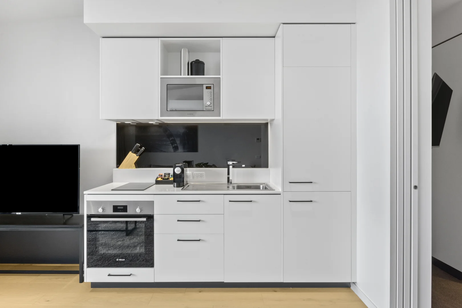 Additional image 8 of 908/10 Bellerine Street, Geelong VIC 3220