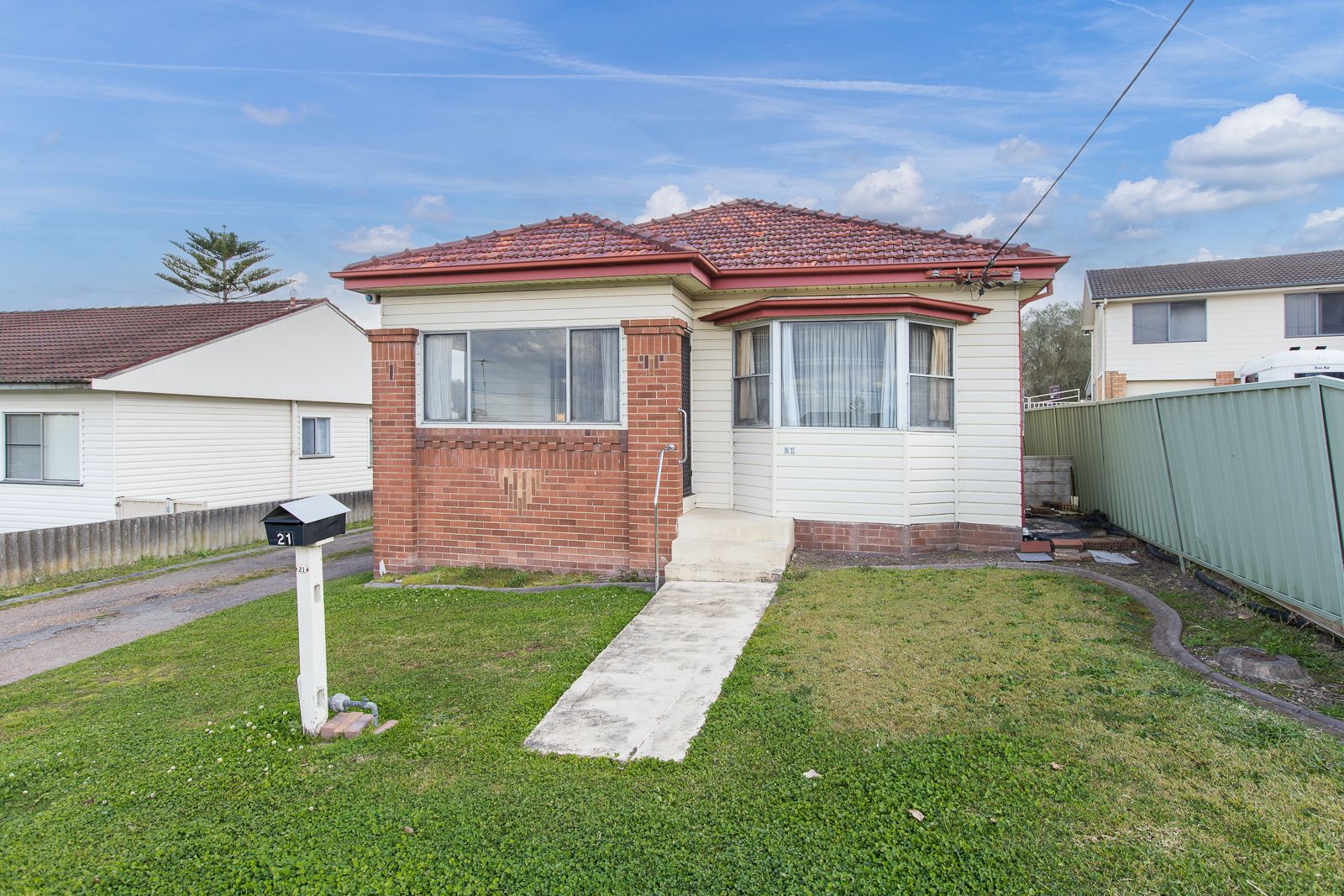 2 bedrooms House in 21 Bulkara Street WALLSEND NSW, 2287