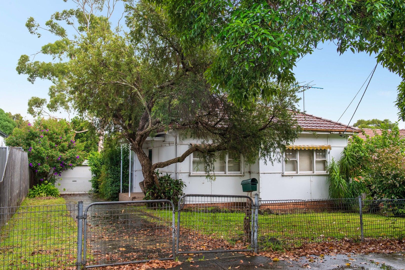2 bedrooms House in 30 Anderson Avenue PANANIA NSW, 2213