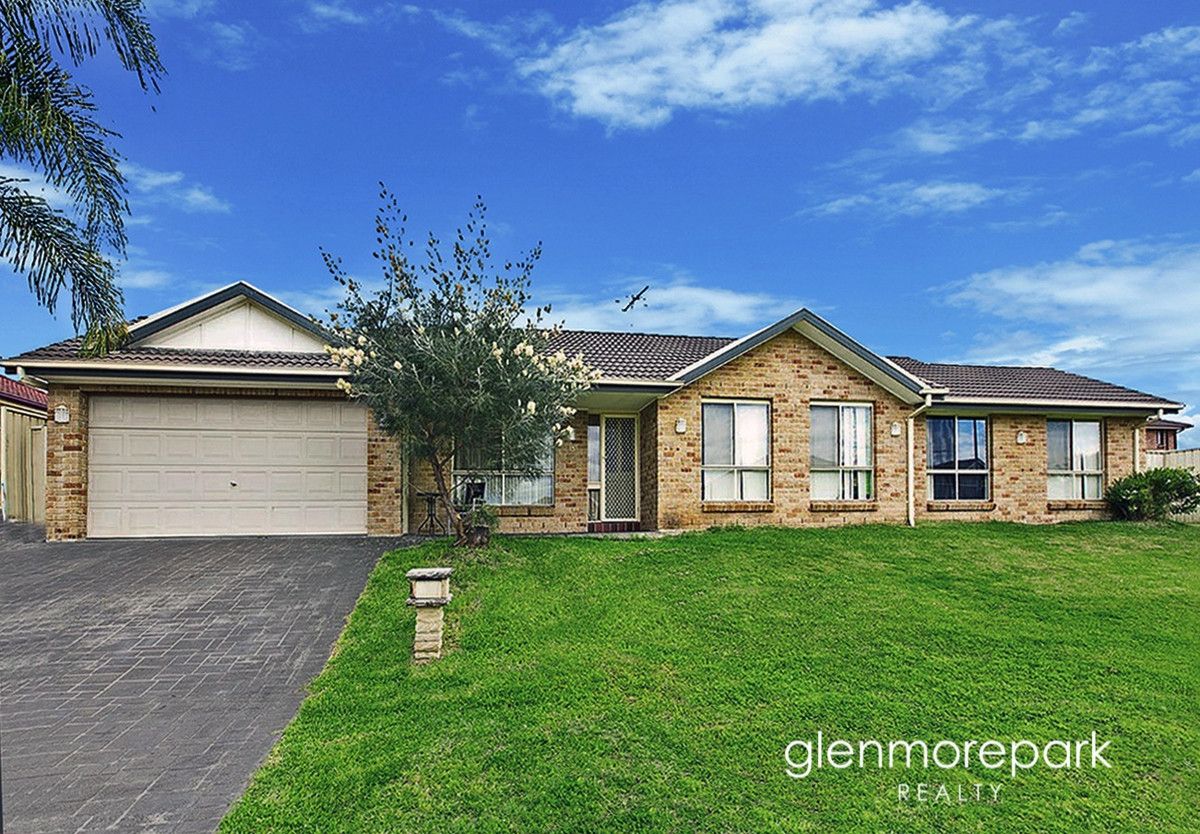 4 bedrooms House in 13 Coco Drive GLENMORE PARK NSW, 2745