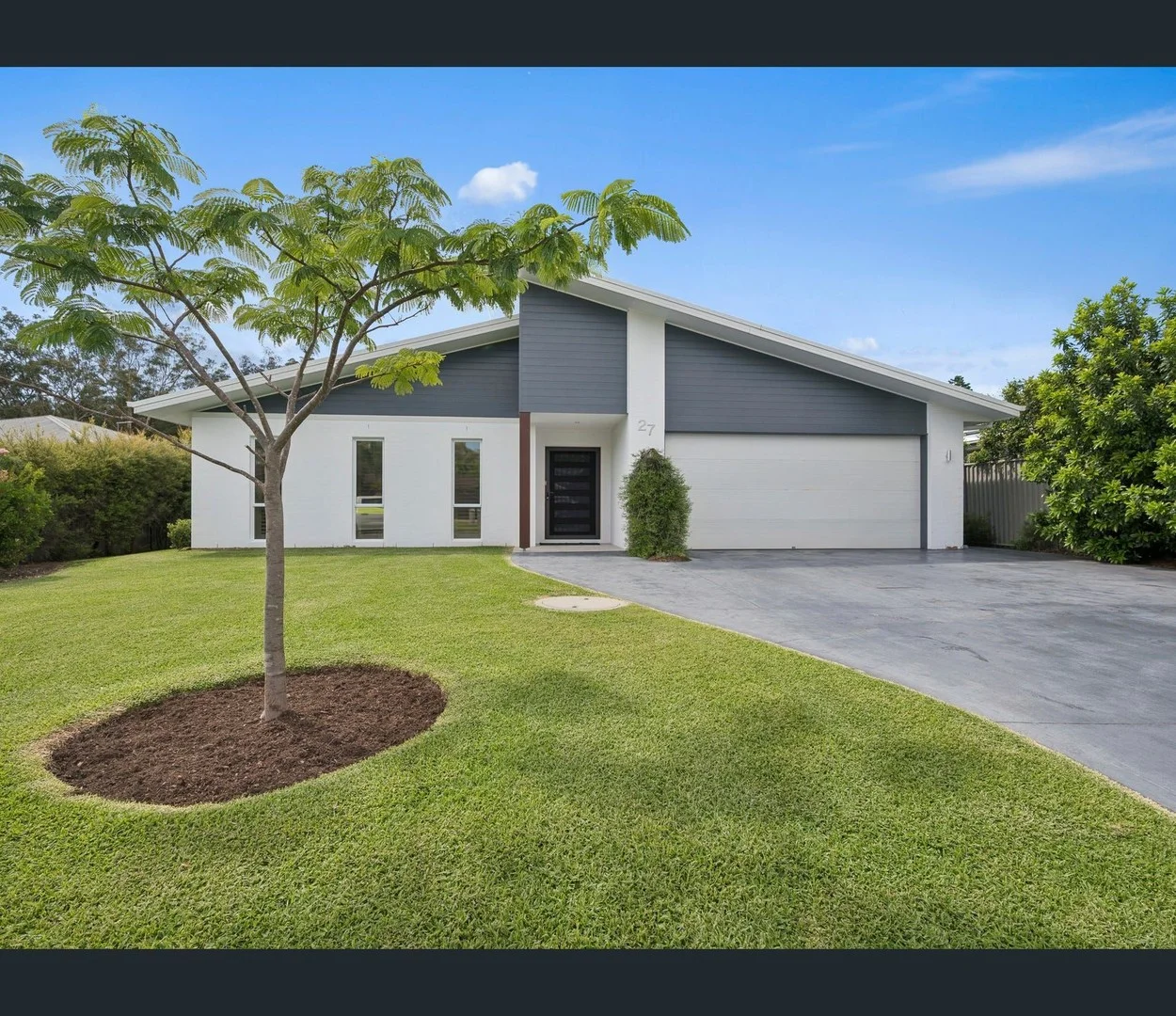 27 Tidal Crescent, Moonee Beach NSW 2450