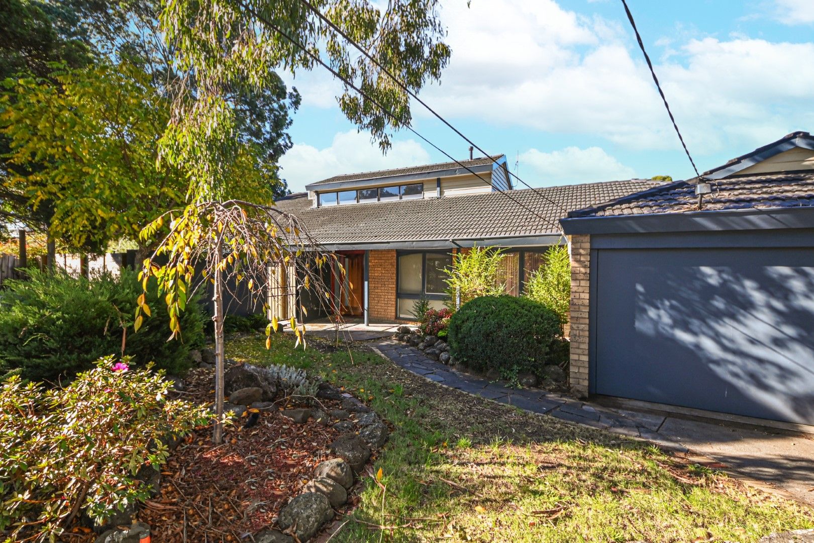 4 The Glade , Wheelers Hill VIC 3150
