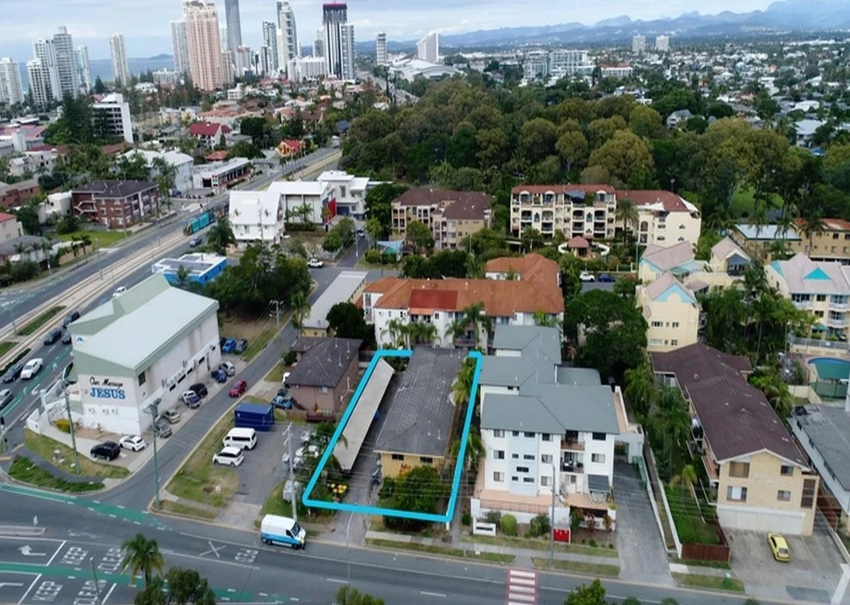 Additional image 7 of 4/10 Monaco St, Surfers Paradise QLD 4217