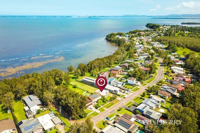 Picture of 368 Tuggerawong Road, TUGGERAWONG NSW 2259