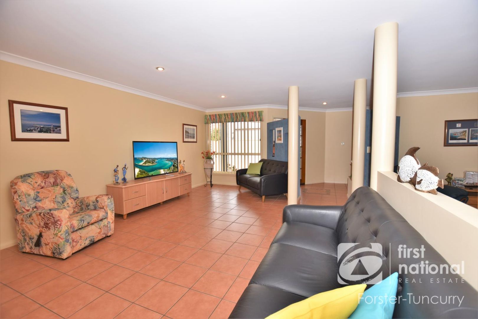 2/16 Peel Street, Tuncurry NSW 2428, Image 2