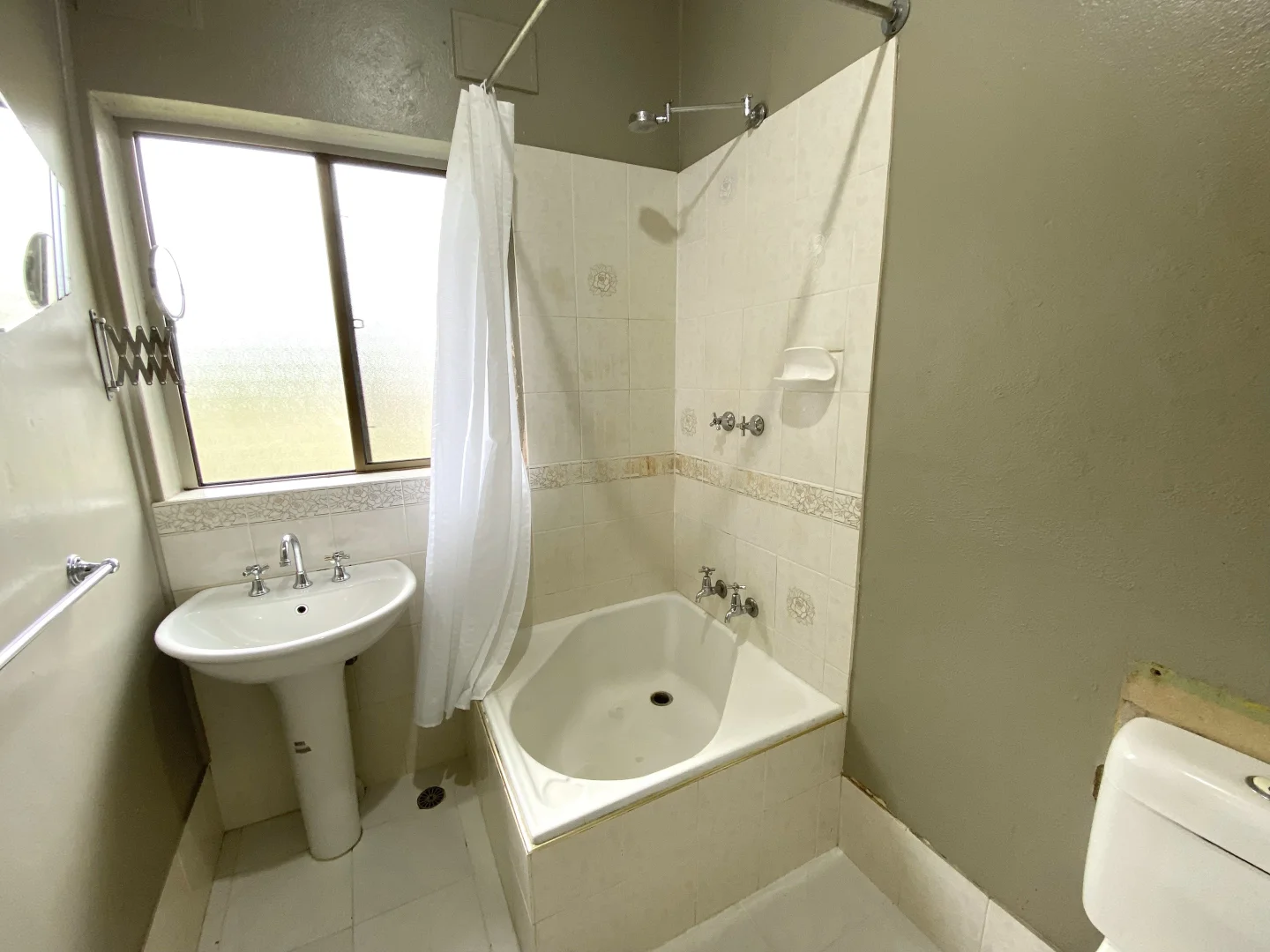 Additional image 8 of 1B Chapman Street, Cooma NSW 2630