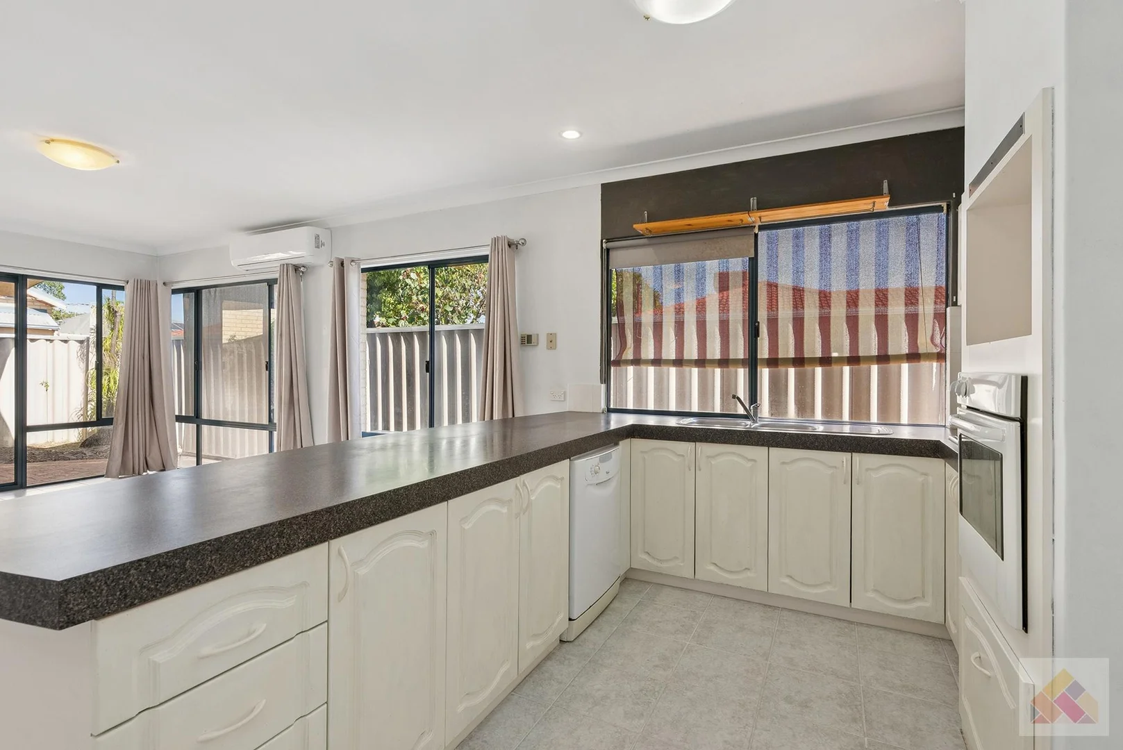 Additional image 13 of 1/41 Bentwood Avenue, Woodlands WA 6018