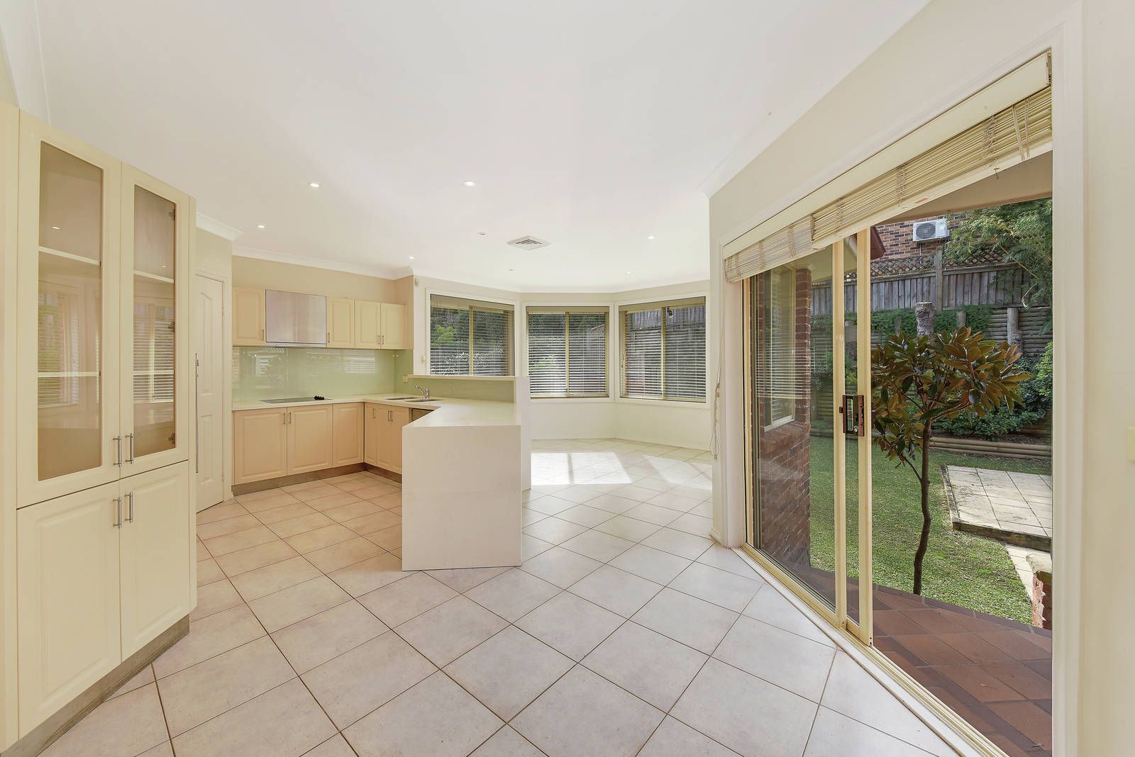 6A Glenfern Close, West Pennant Hills NSW 2125, Image 2
