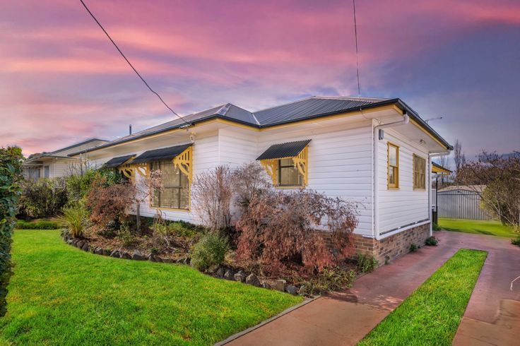 89 Taylor Street Armidale Nsw 2350 Domain