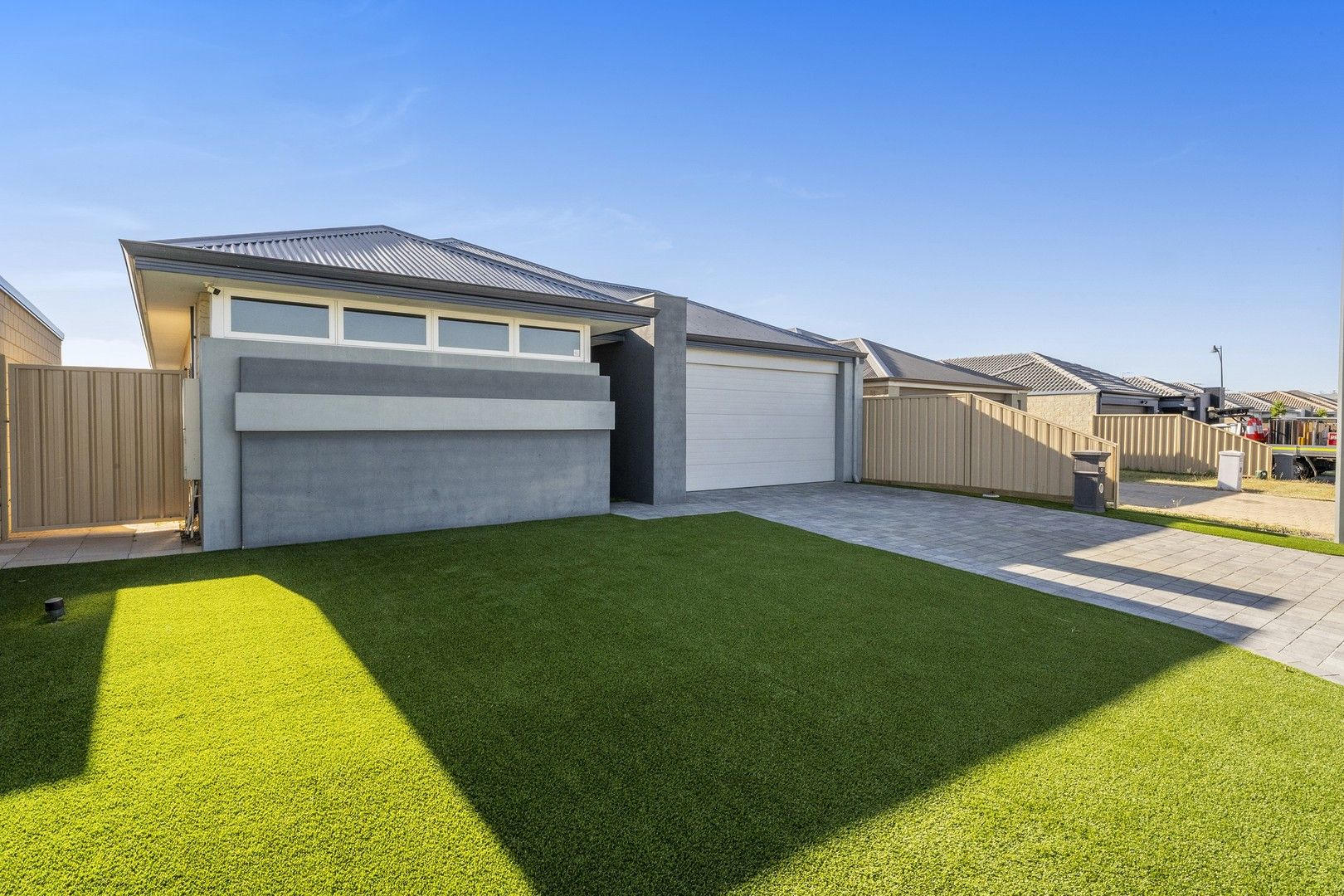 3 bedrooms House in 23 Southport Drive BALDIVIS WA, 6171