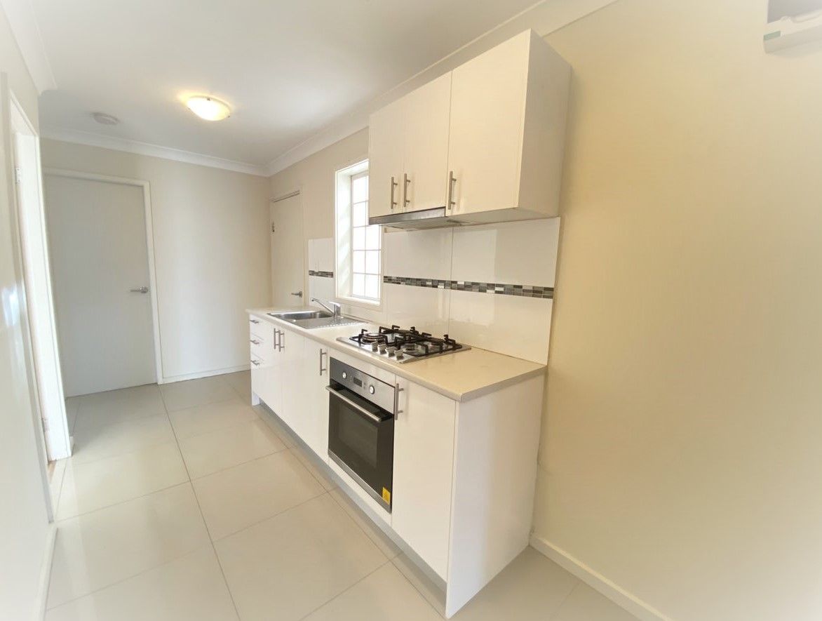 2 bedrooms Semi-Detached in 7a Churchill Drive WINSTON HILLS NSW, 2153