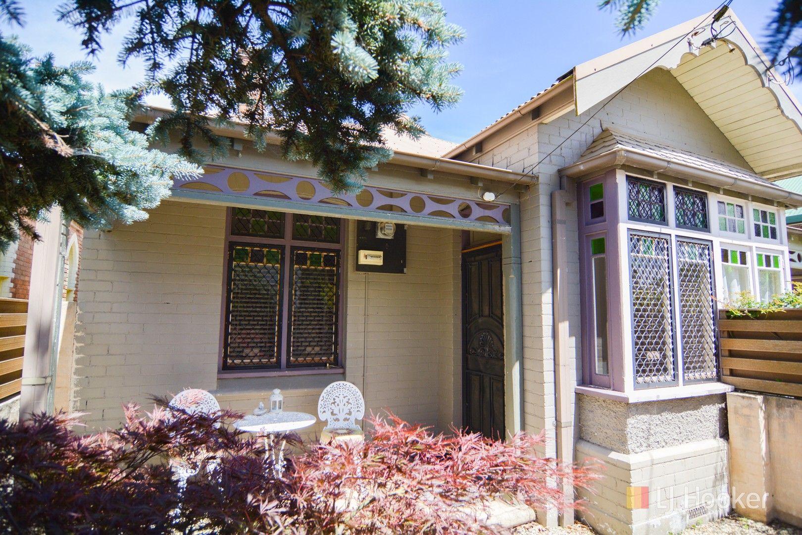 2 bedrooms Semi-Detached in 16 Waratah Street LITHGOW NSW, 2790