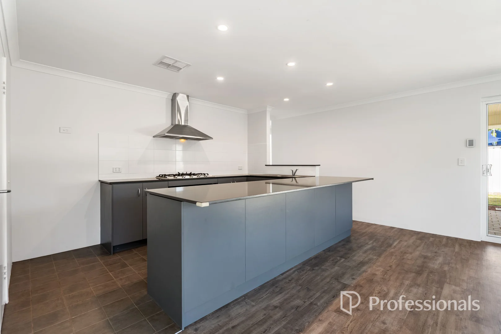 Additional image 14 of 4/9 Anderson Road, Forrestfield WA 6058