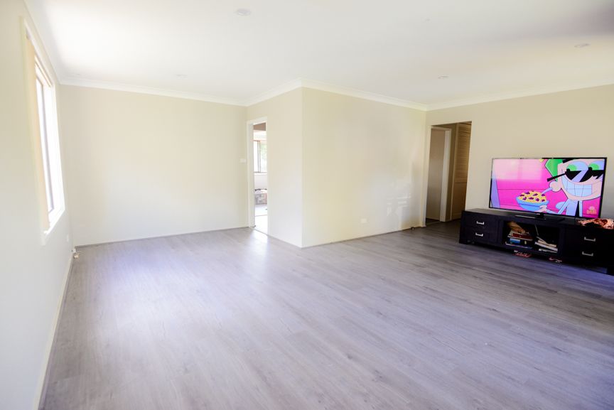 29 Loftus Drive, Barrack Heights NSW 2528, Image 2