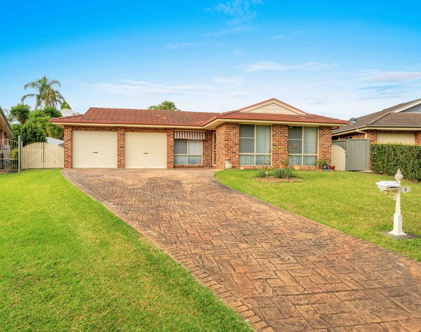 5 Hamilton Place, Bomaderry NSW 2541