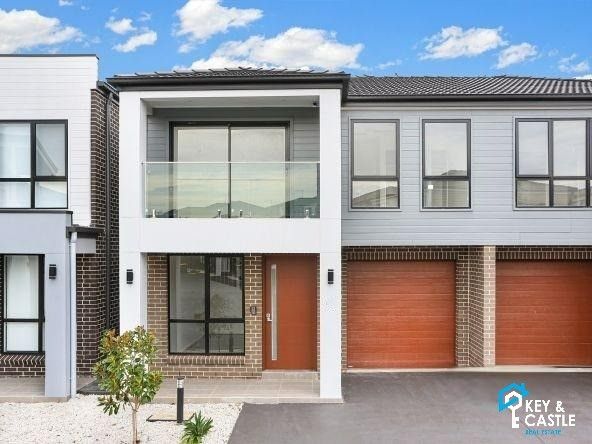 4 bedrooms Townhouse in LOT 41 2 Blackmore Glade QUAKERS HILL NSW, 2763