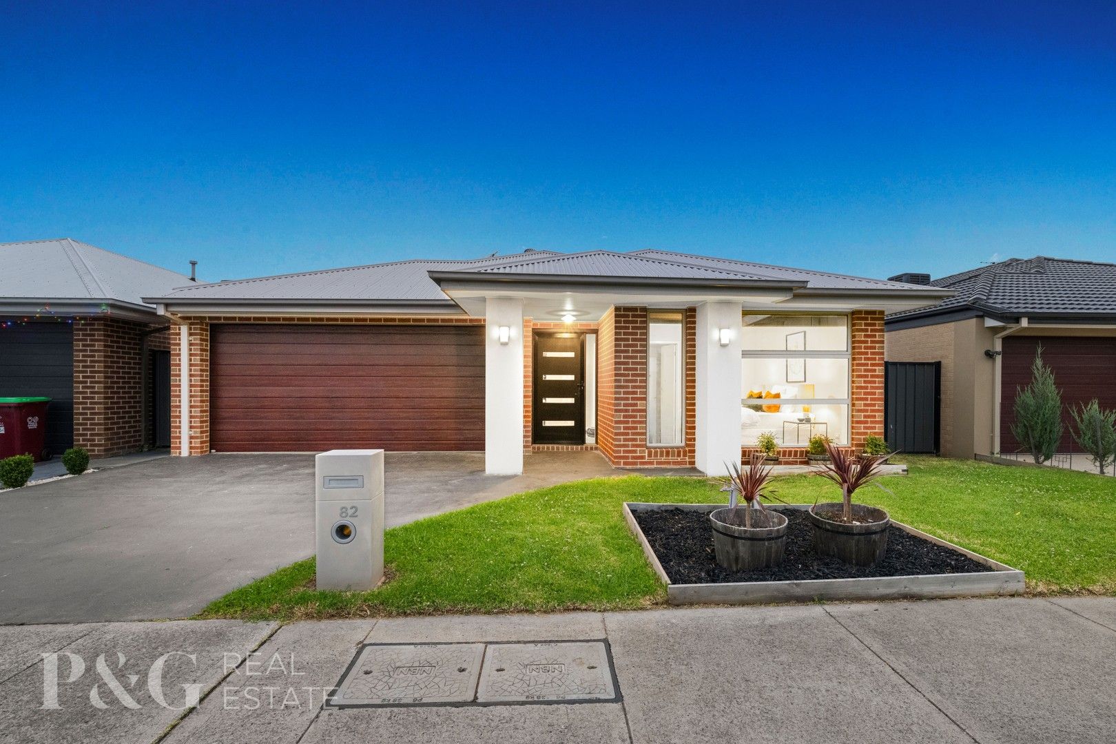 82 Glenrose Boulevard, Clyde North VIC 3978, Image 0