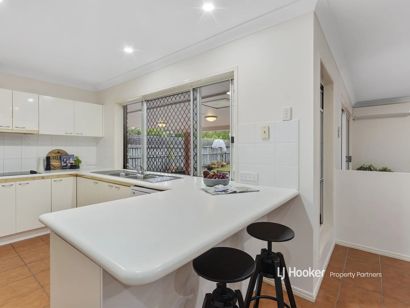 Additional image 8 of 8 Forbes Place, Eight Mile Plains QLD 4113