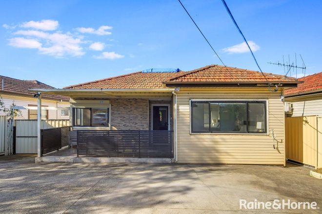 Picture of 279 Roberts Road, GREENACRE NSW 2190