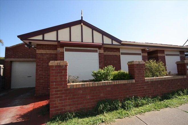 Picture of 23 Ashton Avenue, ST ALBANS VIC 3021