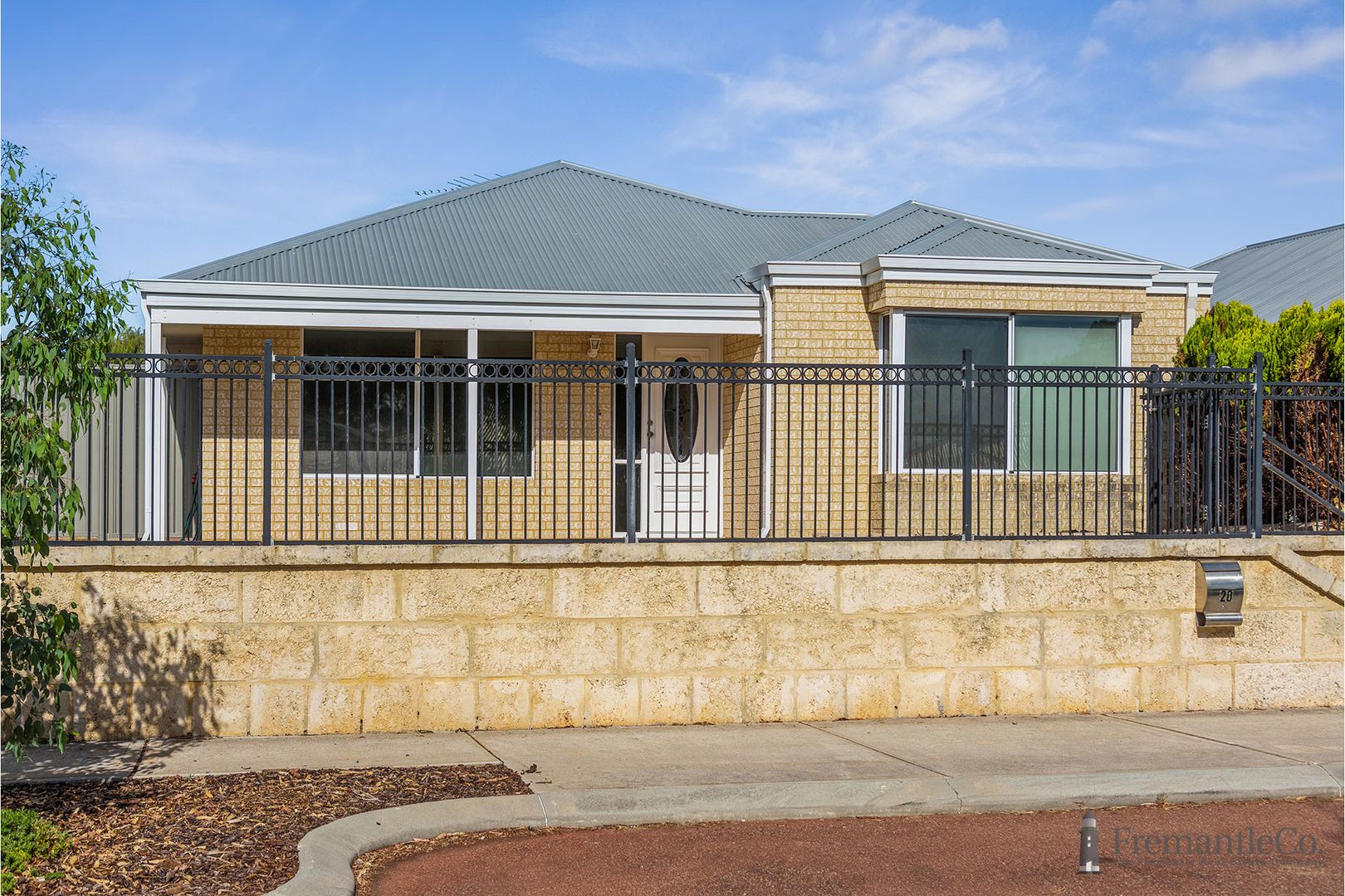 20 Fareham Crescent, Wellard WA 6170 House For Rent 490 Domain
